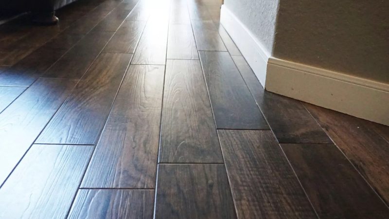 How To Save Money On Flooring With Ceramic Tiles?