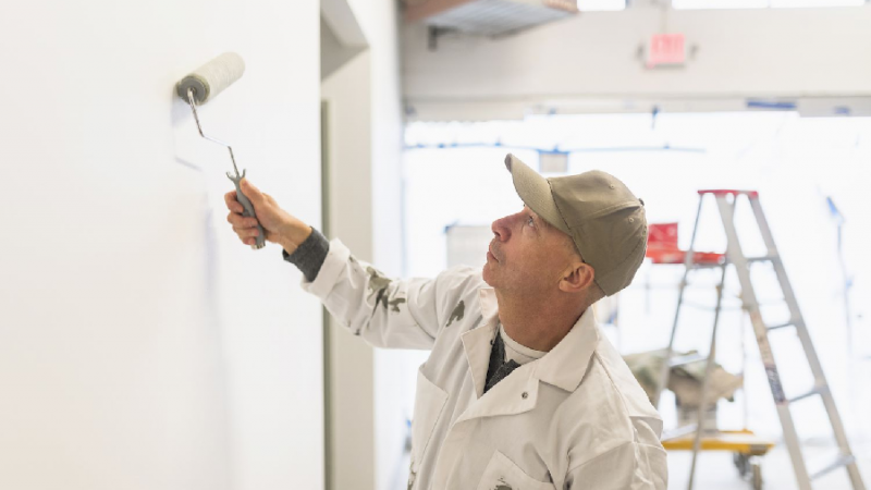 8 Ways to Keep A Commercial Painting Project on Track