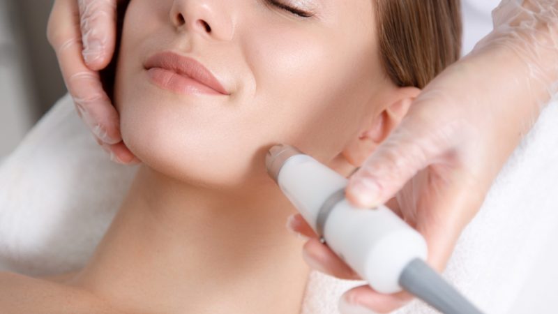 Microdermabrasion and Aesthetics Courses: An Overview