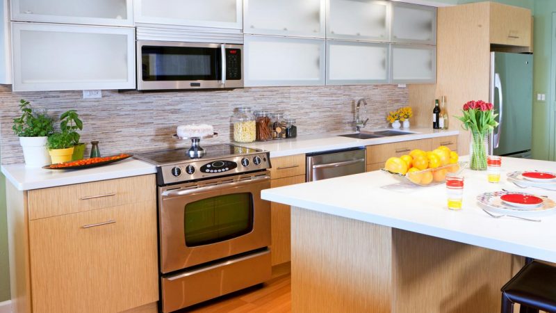 Custom Made Kitchen Cabinets Make the Difference
