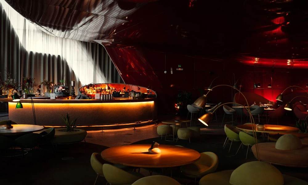 A Quick Practical Guide to Hidden Bars in Raffles City for Post-Work Happy Hours